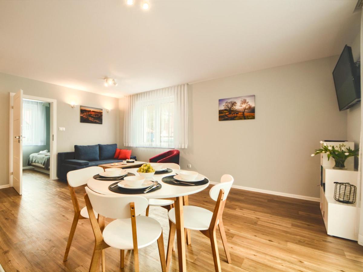 Apartamenty Szarotka วีสวา ภายนอก รูปภาพ