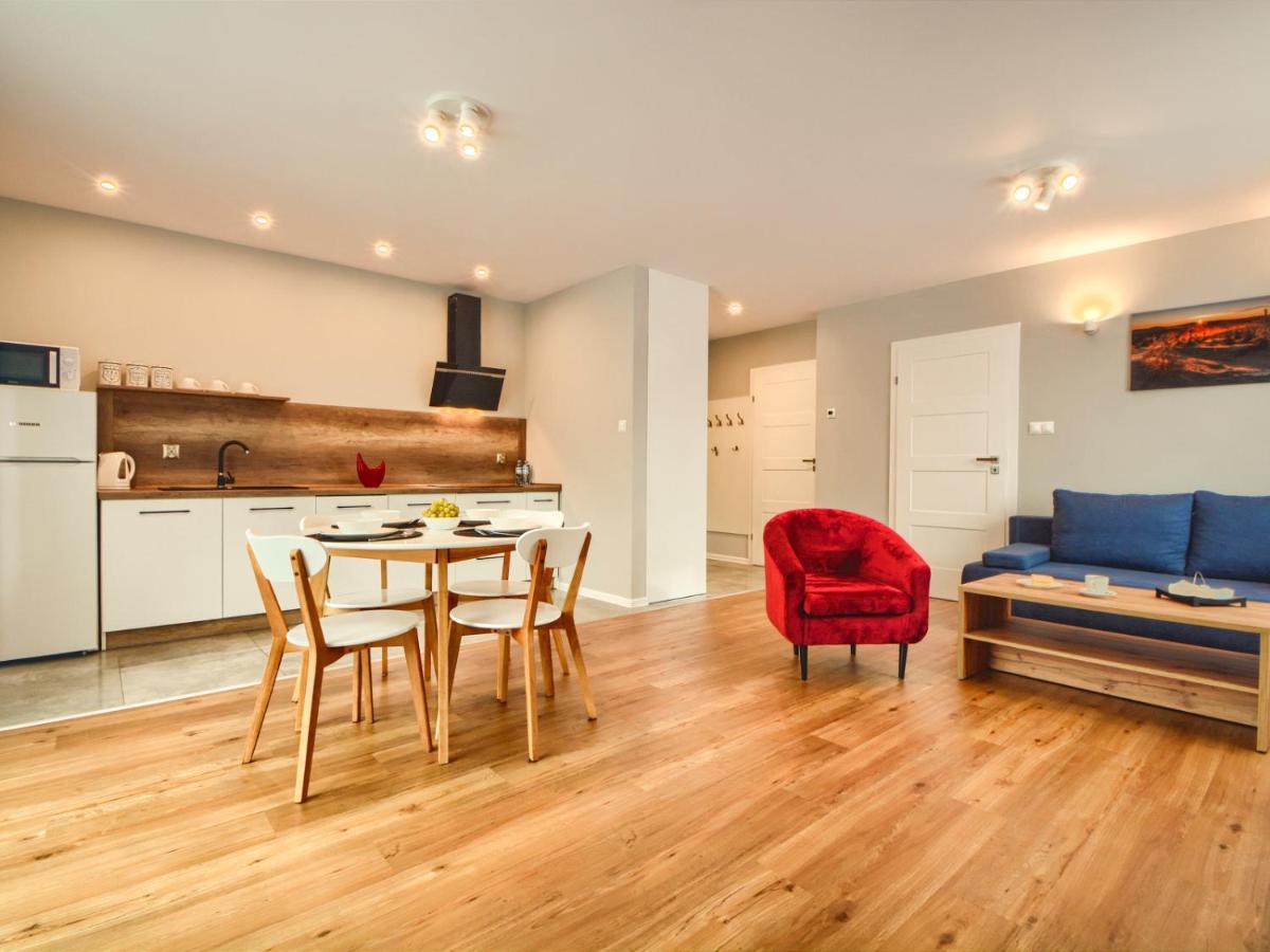 Apartamenty Szarotka วีสวา ภายนอก รูปภาพ